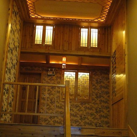 לשאן Mount Emei Teddy Bear Hotel מראה חיצוני תמונה